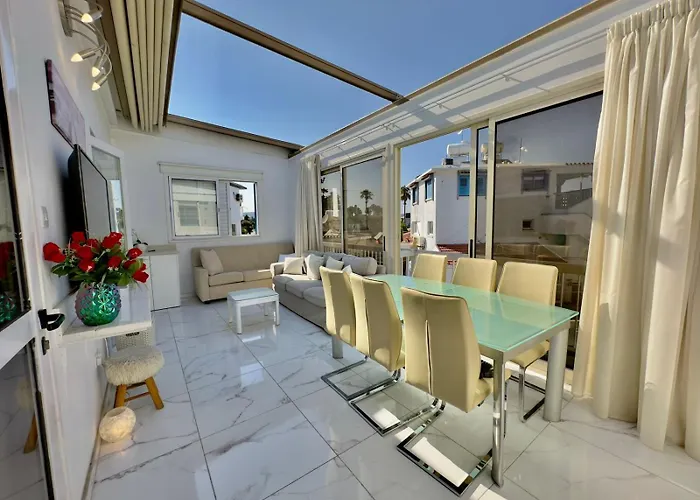 Lumiere Retreat 2 Апартаменты *