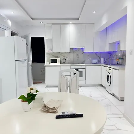 Lumiere Retreat 2 Apartment *
